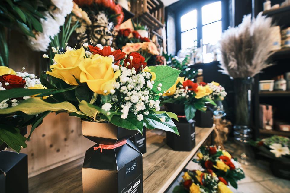 Compositions florales à Schweighouse-sur-Moder : votre partenaire pour sublimer vos instants précieux